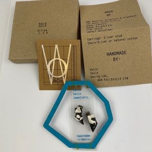 Hallo Gallo Handmade Black and White Earrings